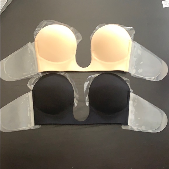 Adhesive Bra - Picture 1 of 5